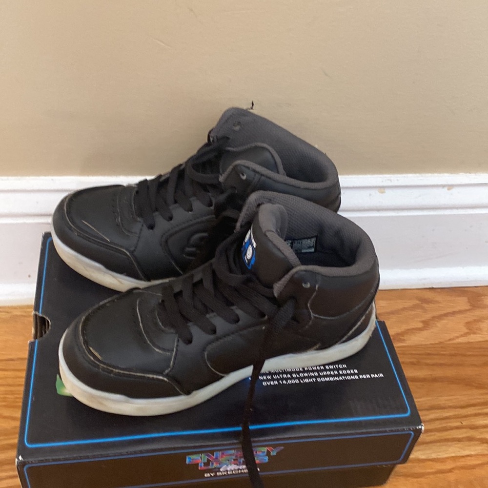 Sketchers energy lights shoes